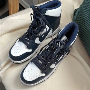 Nike Blue and White High-Top Sneakers dunks women’s 9 men’s 7.5